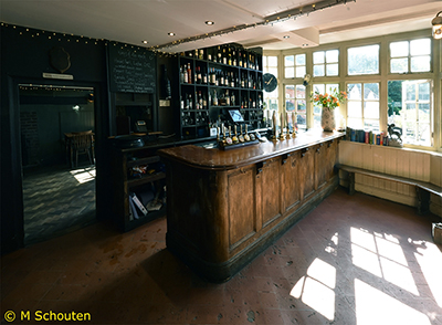 Bar.  by Michael Schouten. Published on 